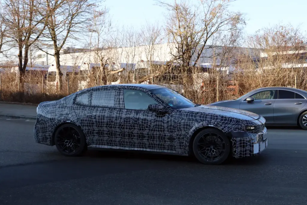 BMW M3 2027 9 Motor16