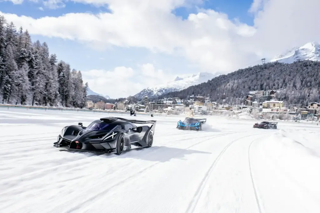 Bugatti despliega su legado sobre el hielo del lago St. Moritz 11 Motor16 BUGATTI EN THE ICE SAINT MORITZ 8 Motor16