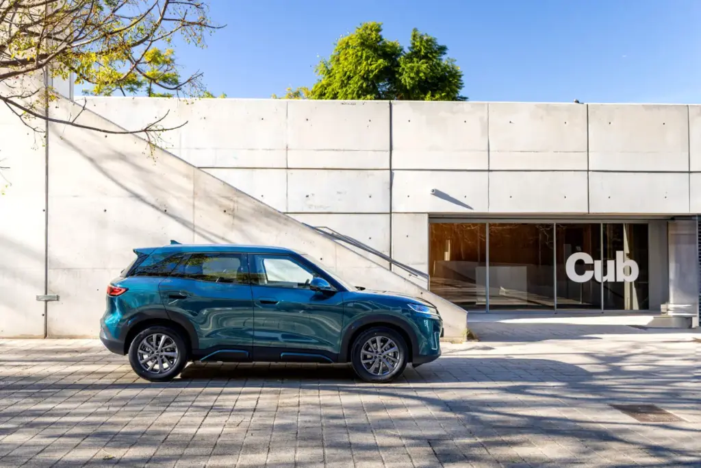 El salto del BYD F3DM al ATTO 2 DM-i: tanto en tan poco tiempo 7 Motor16 BYD ATTO 2 DM i 2026 4 Motor16