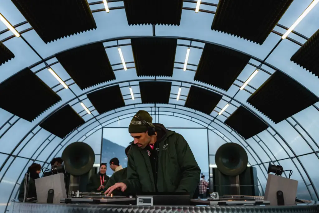 Bentley conquista el hielo en Zell am See con dos debuts y un Bentayga todoterreno