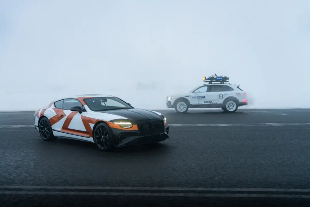 Bentley conquista el hielo en Zell am See con dos debuts y un Bentayga todoterreno