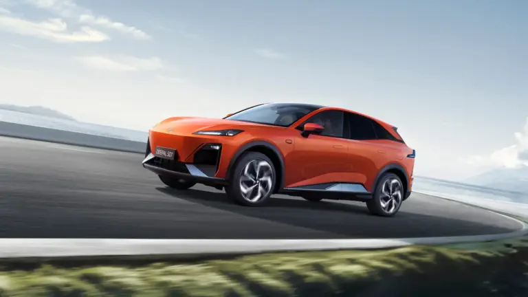 Deepal S05 y S07: así son los dos eléctricos con los que Changan inicia su conquista de España