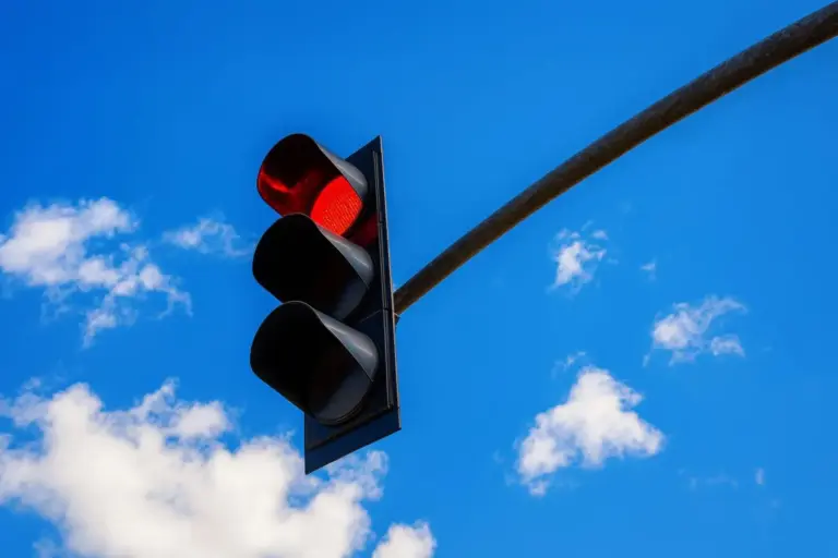 Si te han puesto una multa de este tipo, estás de suerte: el fallo que condena al Ayuntamiento de Madrid y con el que 10.000 conductores recuperarán sus puntos