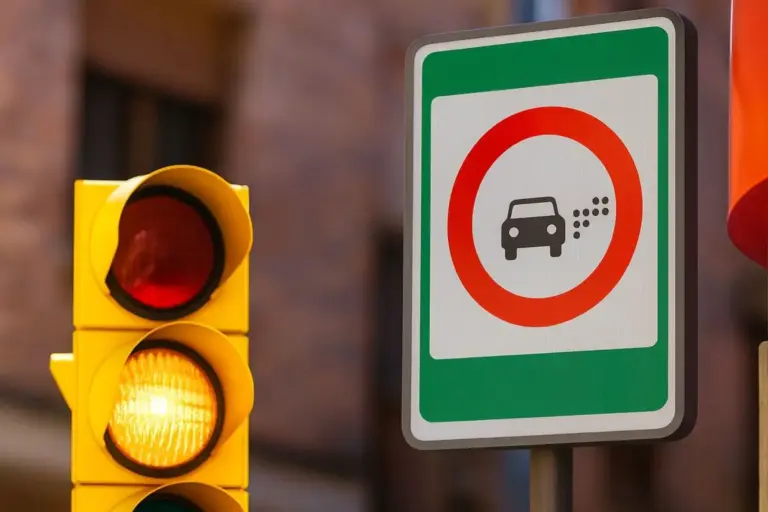 Multas ZBE: 200 euros por entrar sin permiso y las cámaras te pillan automáticamente