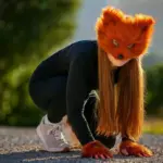 Estefanía (37), psicóloga: «Dime con qué therian te identificas y te diré el coche que deberías conducir»