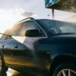 Nuria (34), mecánica: «Después de dos meses lloviendo a mares, lo primero que tendrías que hacer sería volver a mojar tu coche hasta el último rincón»