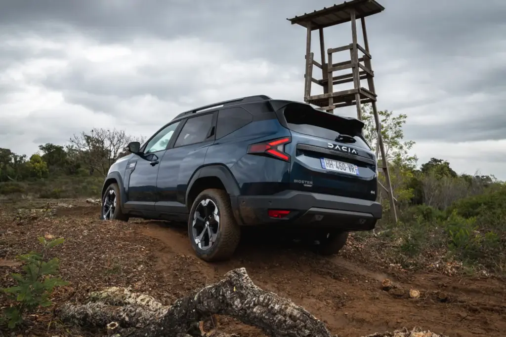 Dacia Bigster hybrid g 150 4x4 primera prueba 10 Motor16