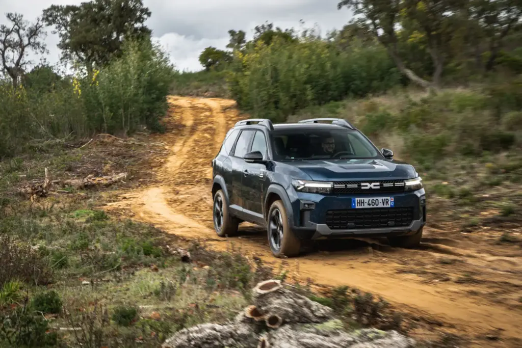 Dacia Bigster hybrid g 150 4x4 primera prueba 16 Motor16