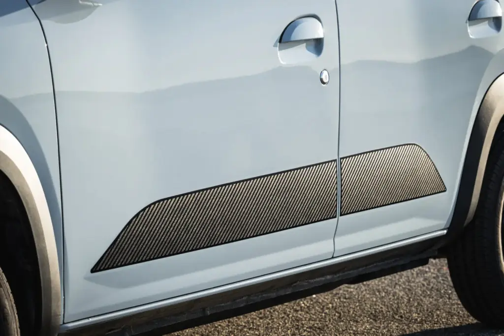 Dacia Spring 100 cv 23 Motor16