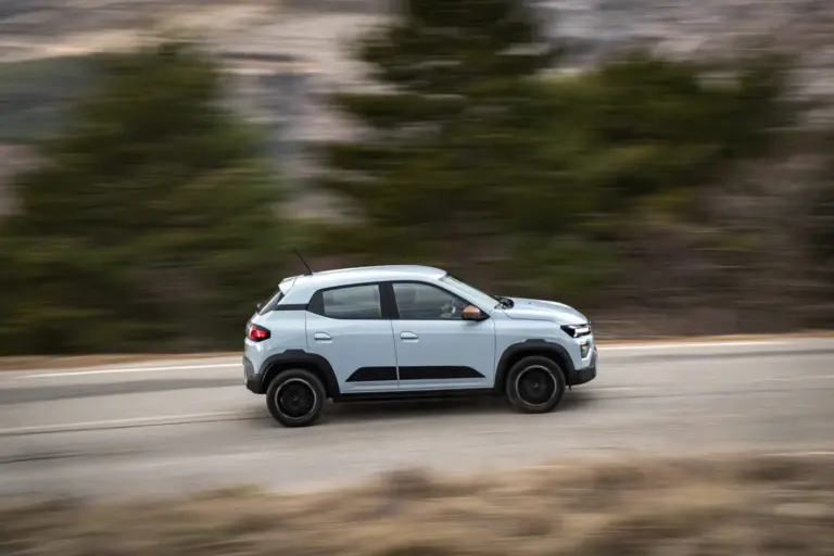 Primera prueba del Dacia Spring 2026: 100 CV que cambian por completo al benjamín rumano
