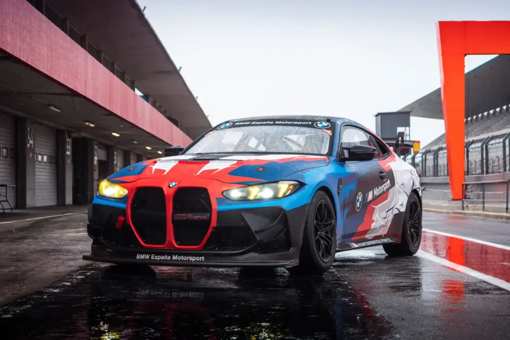 EQUIPO BMW ESPANA MOTORSPORT 2026 3 Motor16