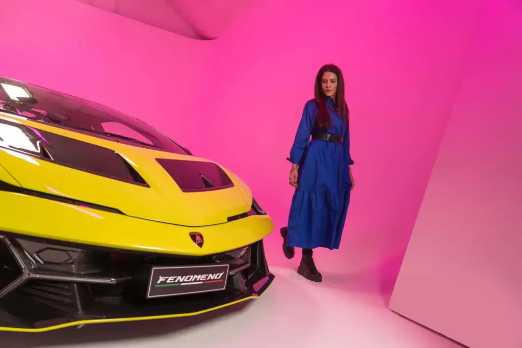 Elena Salmistraro lamborghini fenomeno1 Motor16
