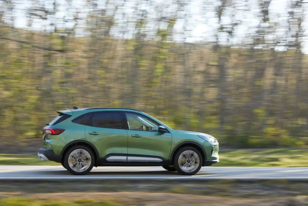 FORD KUGA CON BLUECRUISE 2 Motor16