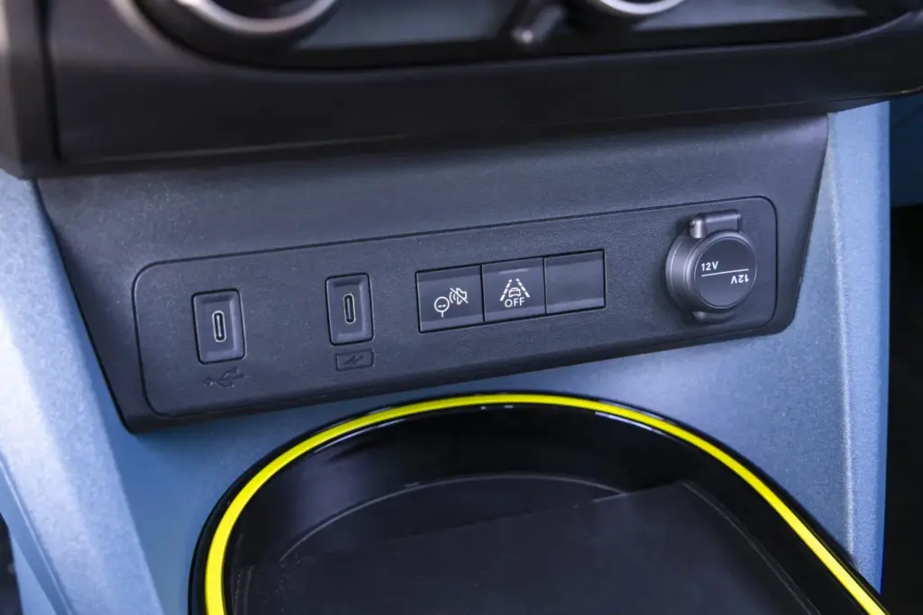 Fiat Grande Panda Electrico 21 Motor16