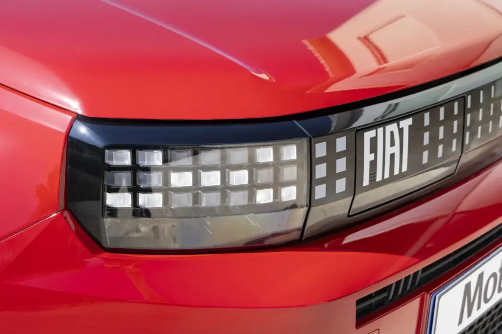 Fiat Grande Panda Electrico 24 Motor16