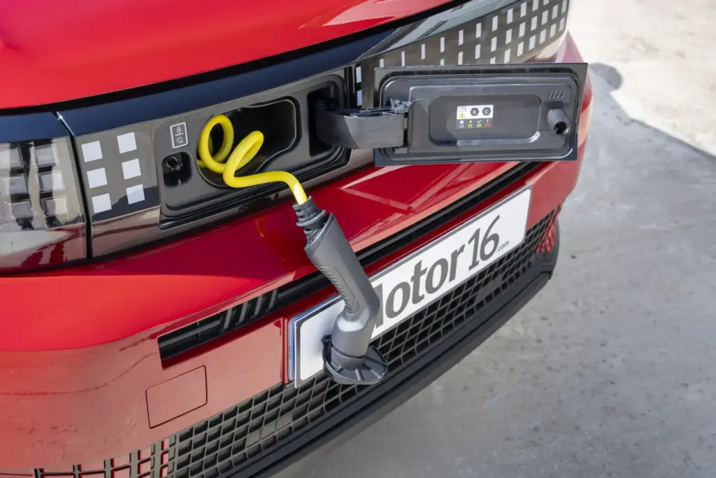 Fiat Grande Panda Electrico 25 Motor16