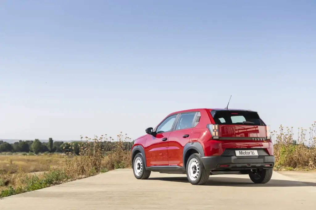 Fiat Grande Panda Electrico 32 Motor16