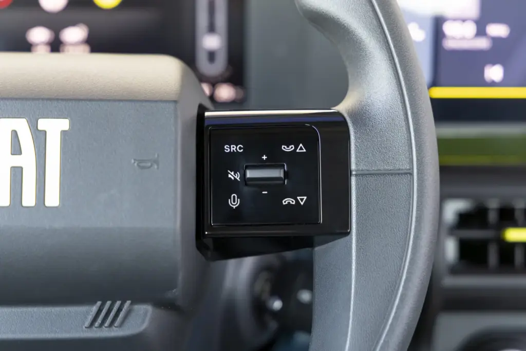 Fiat Grande Panda Electrico 9 Motor16