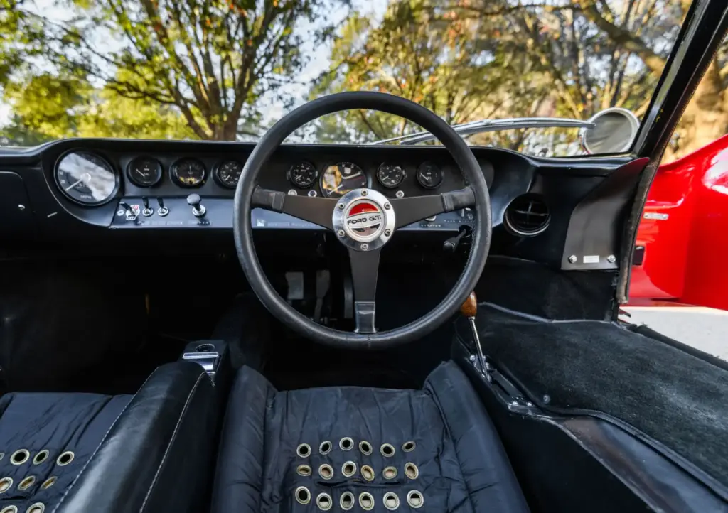 Ford GT40 Mk I 1967 13 Motor16