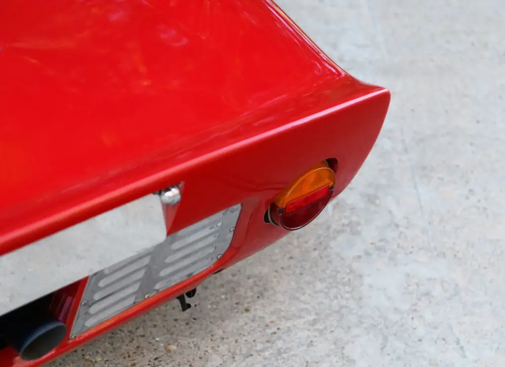 Ford GT40 Mk I 1967 28 Motor16