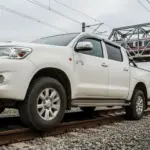 Los detalles de los Toyota Hilux que ADIF utiliza para inspeccionar las vías y que salen más a cuenta que los trenes auscultadores