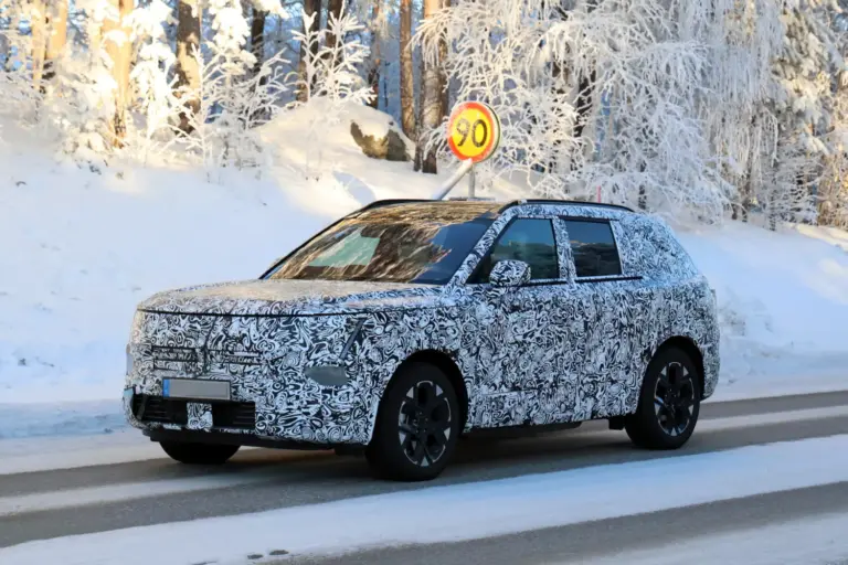 El Hyundai Tucson 2027 va perdiendo camuflaje