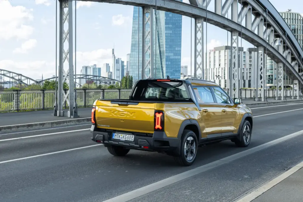 KGM MUSSO EVX 2026 14 Motor16