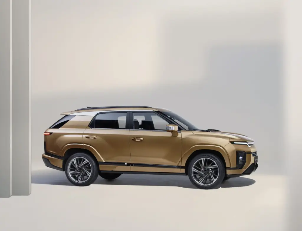 2026 KGM Torres Actyon Hybrid. Imagen estudio.