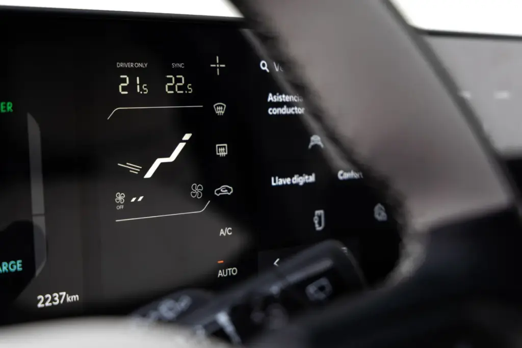 Prueba del Kia EV4 204 CV 81,4 kWh GT-Line. Llegarás muy lejos 22 Motor16 Kia EV4 204 CV long range 17 Motor16