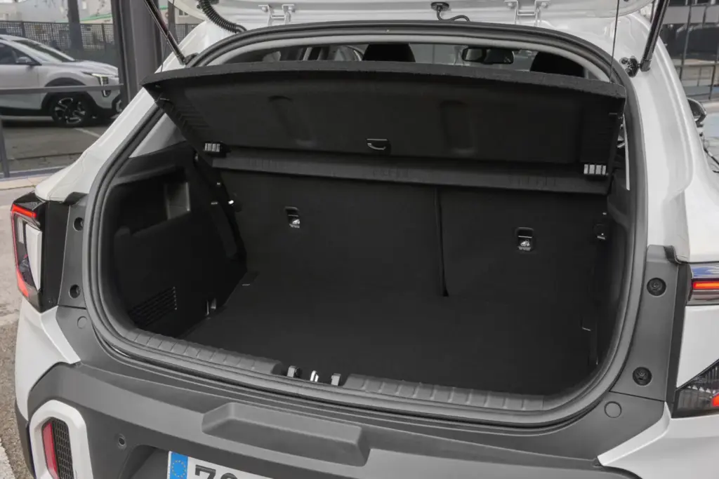 Kia Stonic 81 Motor16