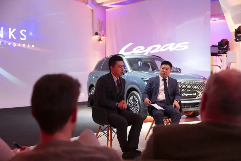 LEPAS L8: el híbrido enchufable que marca el debut de la marca en España 6 Motor16 LEPAS 8 Press 23 Motor16