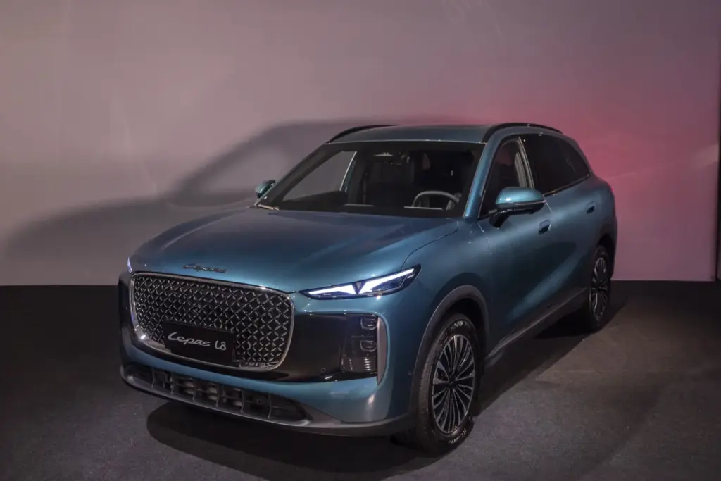 LEPAS L8: el híbrido enchufable que marca el debut de la marca en España 13 Motor16 LEPAS 8 1 Motor16