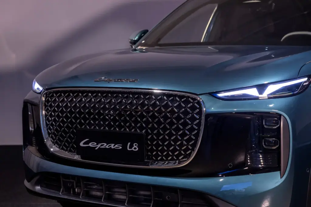 LEPAS L8: el híbrido enchufable que marca el debut de la marca en España 26 Motor16 LEPAS 8 15 Motor16