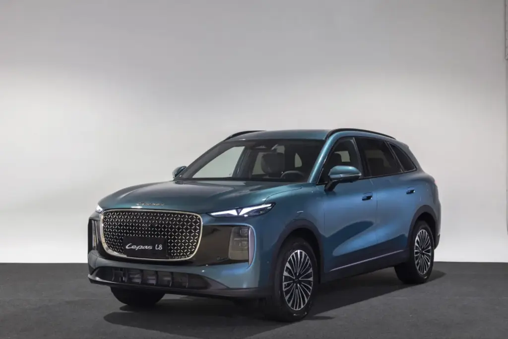 LEPAS L8: el híbrido enchufable que marca el debut de la marca en España 14 Motor16 LEPAS 8 2 Motor16