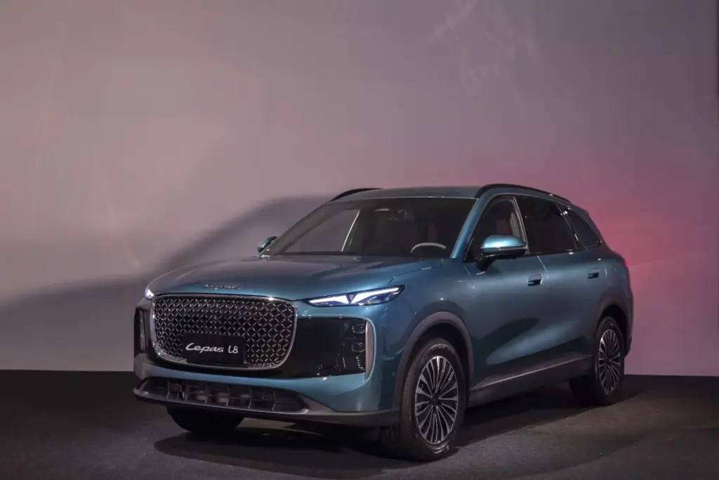 LEPAS L8: el híbrido enchufable que marca el debut de la marca en España 16 Motor16 LEPAS 8 4 Motor16