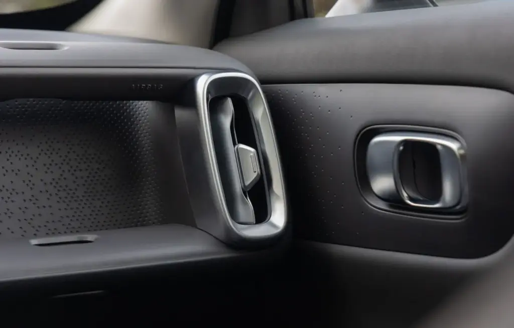 Primera prueba del Leapmotor B10, el SUV compacto y eléctrico con acento español 27 Motor16 Motor de salto B10 22 Motor 16