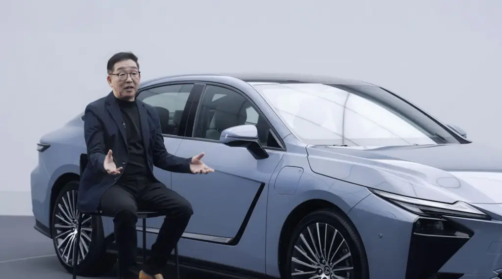 El Lexus ES o la reinvención eléctrica de un clásico del lujo japonés 6 Motor16 Lexus ES 3 Motor16