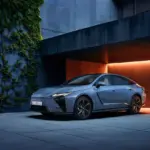 El Lexus ES o la reinvención eléctrica de un clásico del lujo japonés