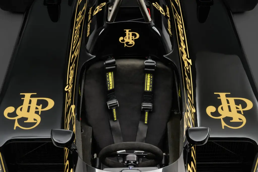 El Lotus 98T de Ayrton Senna busca un nuevo dueño de cartera saneada 22 Motor16 Lotus 98T ayrton senna 1986 formula 1 john player special 14 Motor16