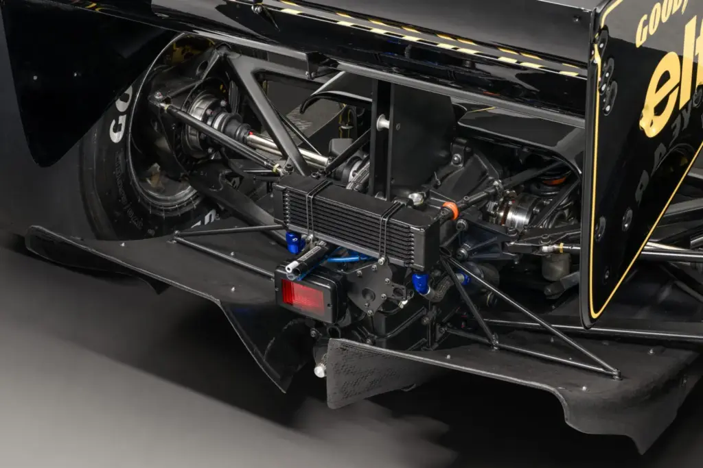 El Lotus 98T de Ayrton Senna busca un nuevo dueño de cartera saneada 4 Motor16 Lotus 98T ayrton senna 1986 formula 1 john player special 34 Motor16