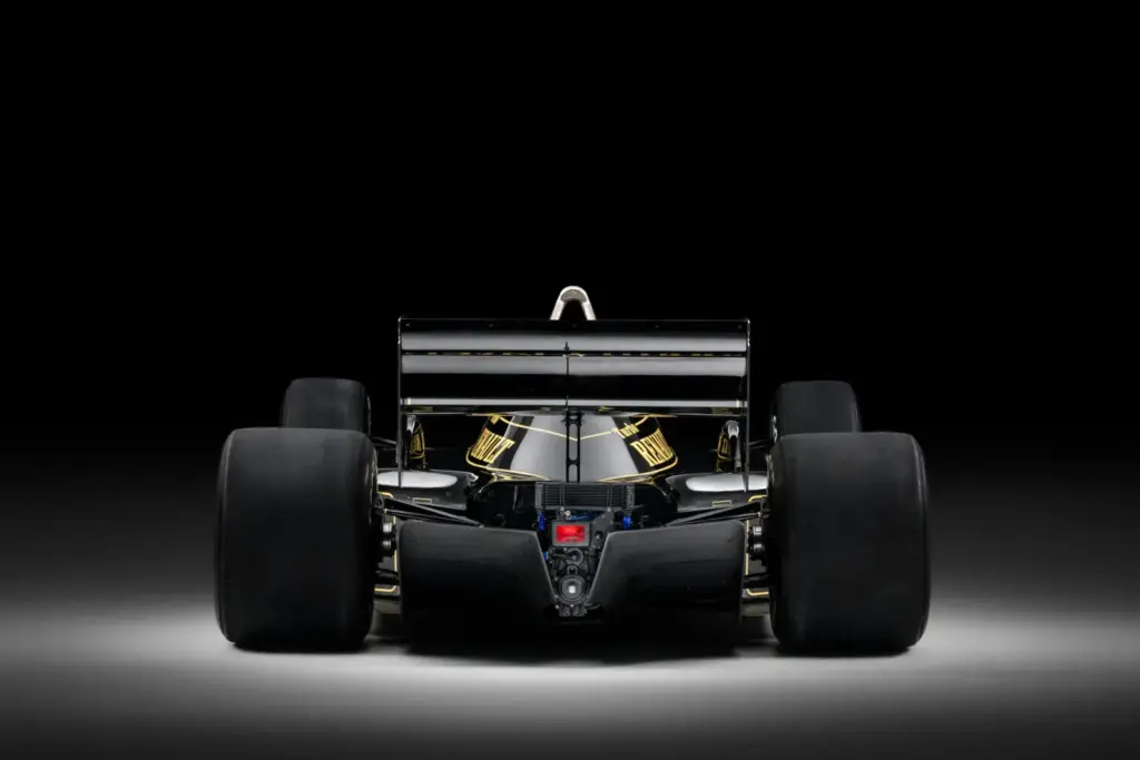 El Lotus 98T de Ayrton Senna busca un nuevo dueño de cartera saneada 3 Motor16 Lotus 98T ayrton senna 1986 formula 1 john player special 8 Motor16