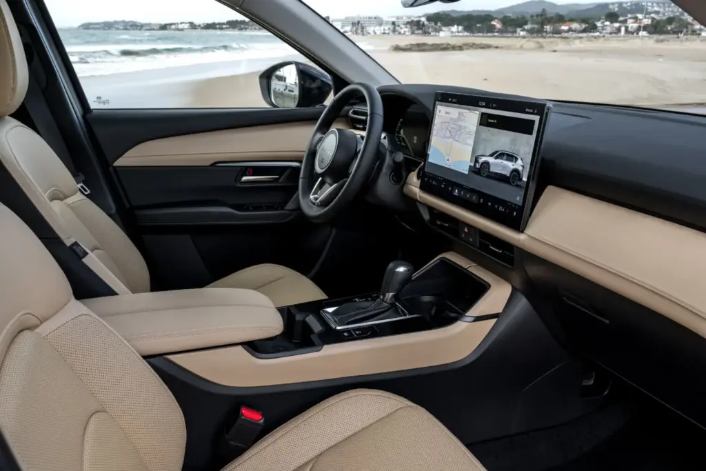 Primera prueba del nuevo Mazda CX-5, eleva el listón, pero se lo juega todo a una carta 16 Motor16 MAZDA CX 5 2026 9 Motor16