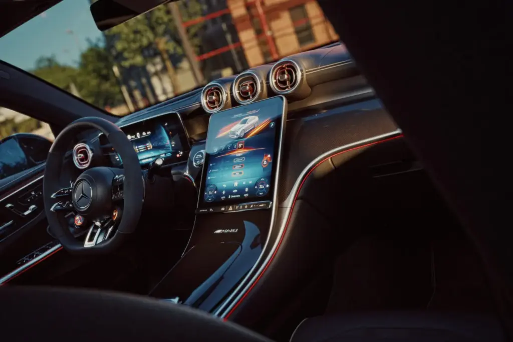 MERCEDES AMG GLC 53 4MATIC 6 Motor16