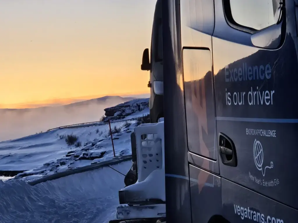 MERCEDES BENZ EACTROS 600 CABO NORTE 5 Motor16