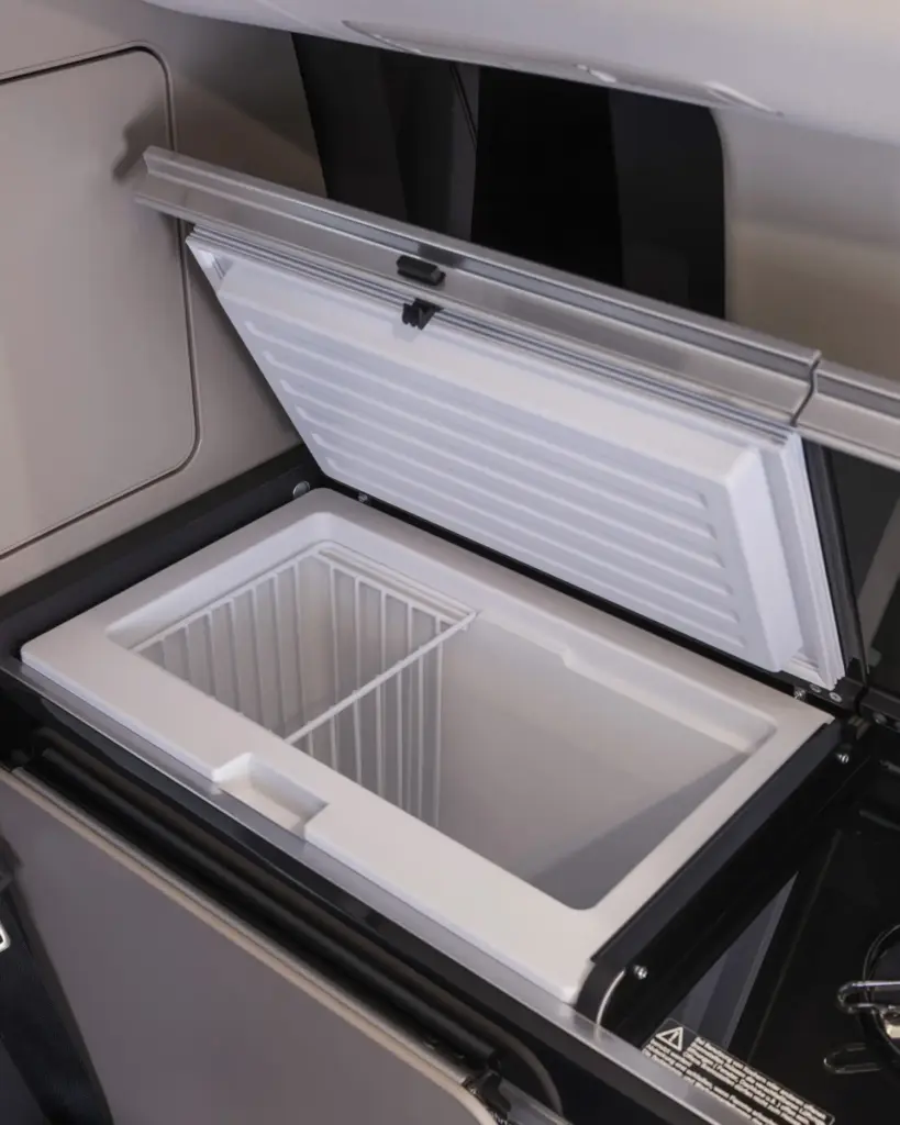 MERCEDES BENZ MARCO POLO 2026 19 Motor16