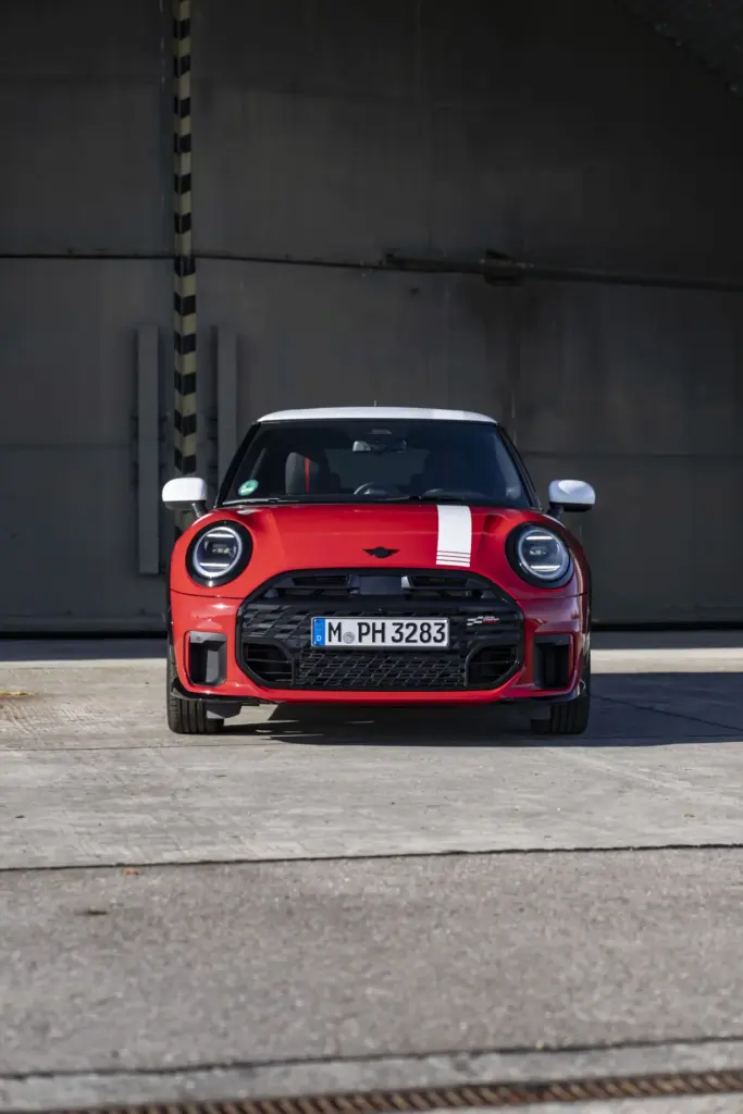 MINI 1965 Victory Edition 12 Motor16