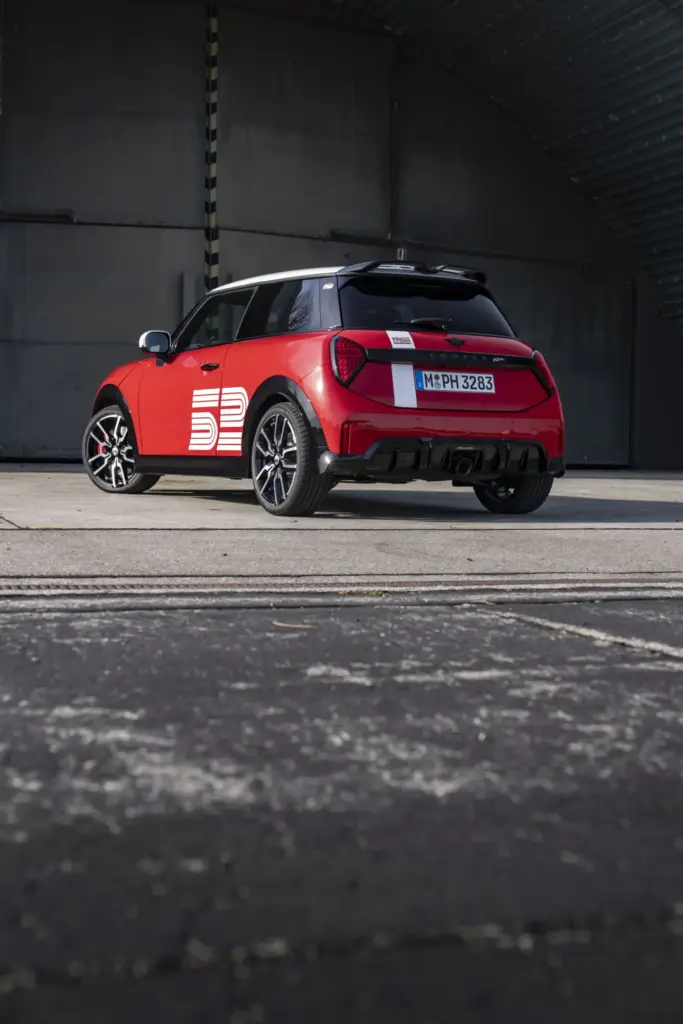 MINI 1965 Victory Edition 16 Motor16