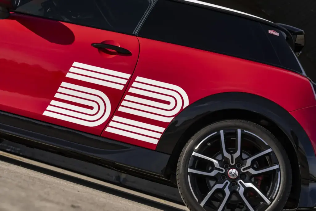 MINI 1965 Victory Edition 27 Motor16