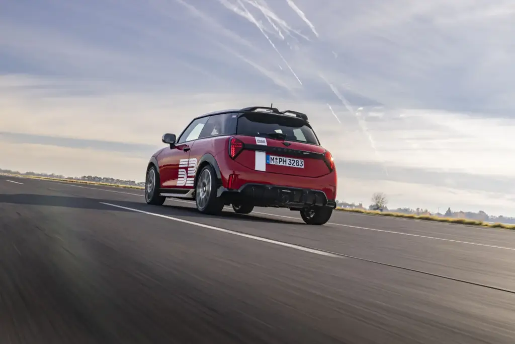 MINI 1965 Victory Edition 7 Motor16