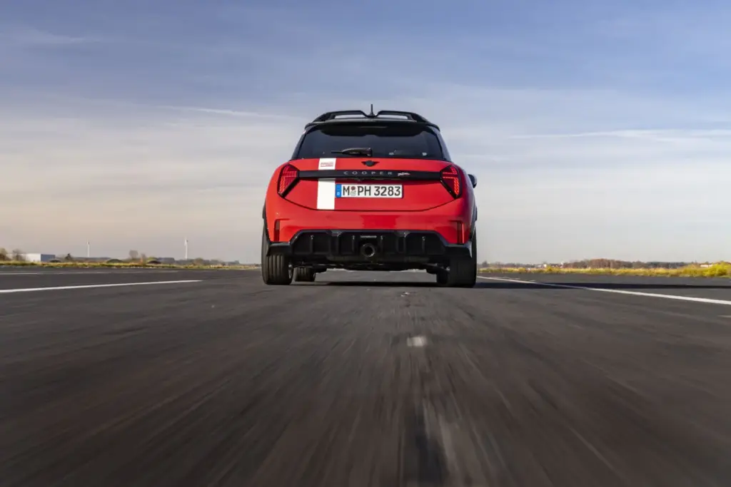 MINI 1965 Victory Edition 8 Motor16